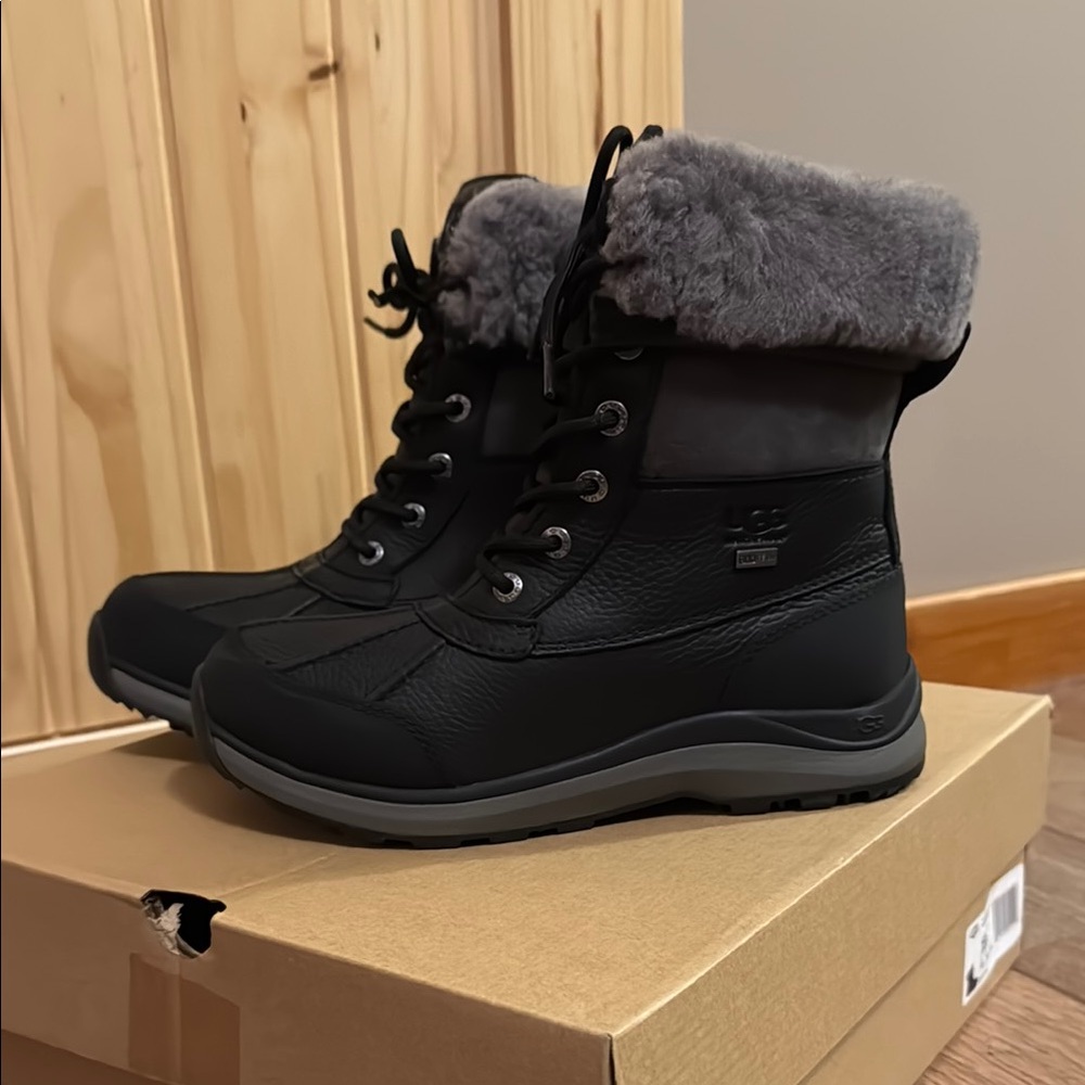 UGG Black Winter Boots with Fur Lining and Lace-Up Design